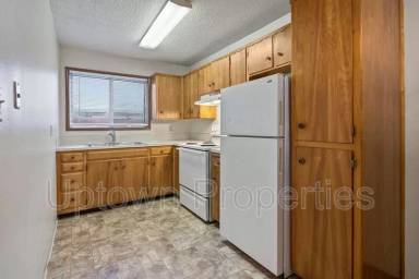 Main picture of Executive Arms Apartments