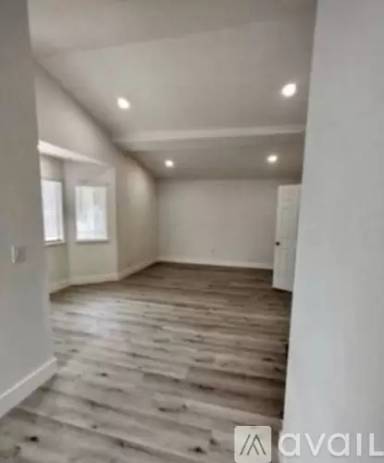 Main picture of 4888 Woodbridge Way