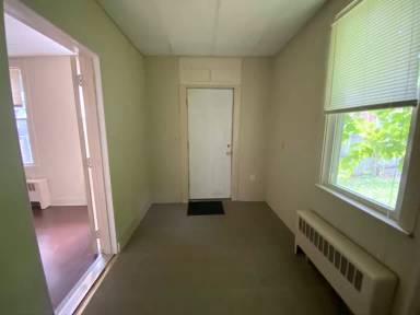 Main picture of 585 W Princess St