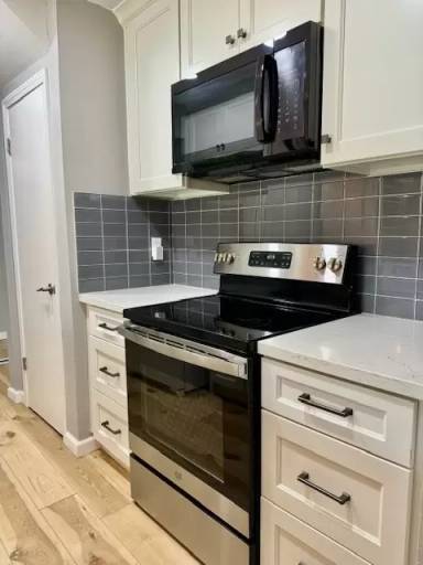 Main picture of 3367 Benton St