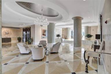 Main picture of The Collins Condo