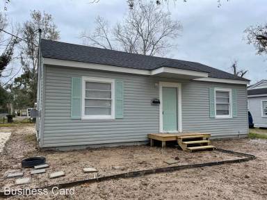 Main picture of 2105 Tulip St
