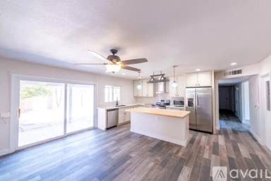 Main picture of 2607 S Jentilly Ln