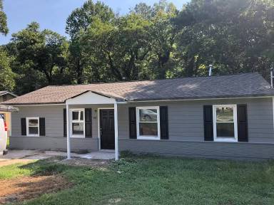 Main picture of 731 Ayrshire Cir NW