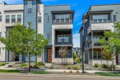Main picture of 1555 W 67th Ave