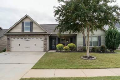 Main picture of 318 Hayfield Ct