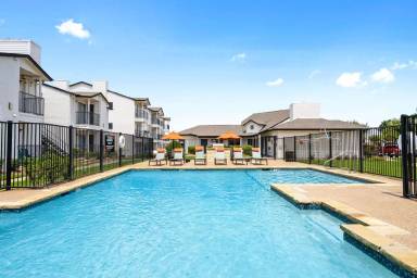 Main picture of Tides on Westcreek