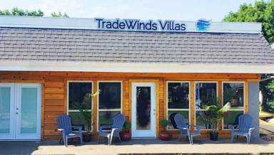 Main picture of 3901 S Garnett Rd