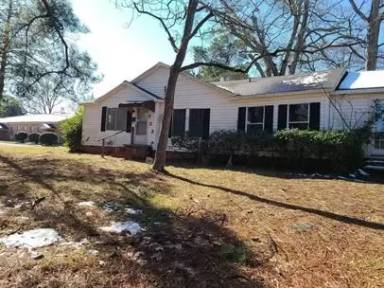 Main picture of 710 Cariker St