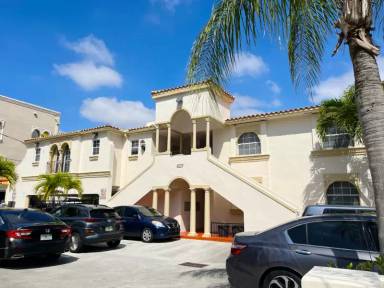 Main picture of 131 Antiquera Ave