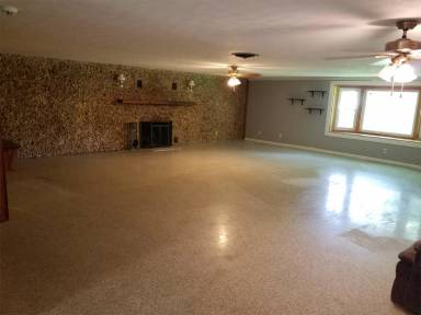 Main picture of 3270 Lane Ave N