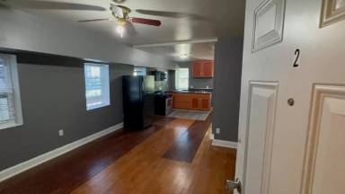 Main picture of 1738 N Monroe St