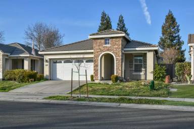Main picture of 5808 Bridgecross Dr