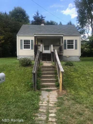 Main picture of 654 Glendale Ave