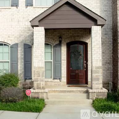 Main picture of 2150 3rd Ct