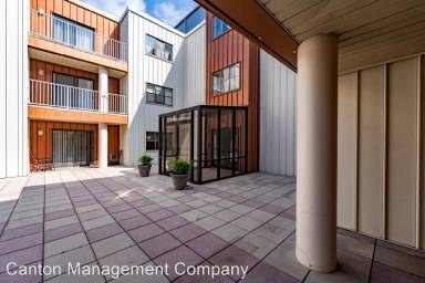 Main picture of 2702 Lighthouse Pt E