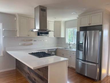 Main picture of 290 Shirley St
