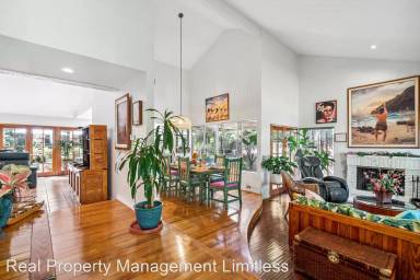 Main picture of 2782 Sierra Dr