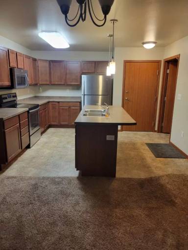 Main picture of 305 3rd St NW