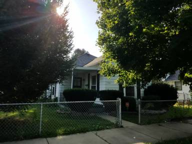 Main picture of 1300 S Washington St