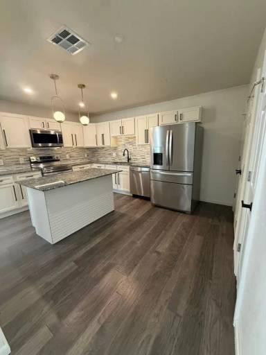 Main picture of 4200 NW 15th St