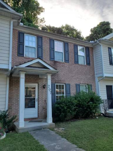 Main picture of 207 Timber Creek Ln SW