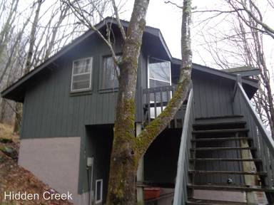 Main picture of 601 Stoneybrook Ln