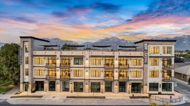Main picture of 7487 S Main St