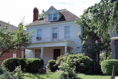 Main picture of 341 E 19th Ave