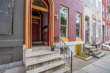 Main picture of 611 N Carrollton Ave