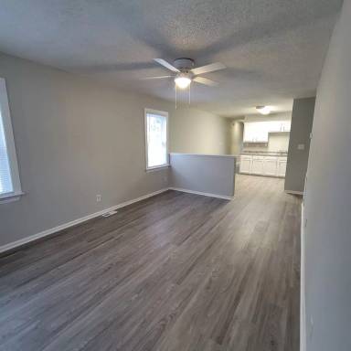 Main picture of 1404 Church St