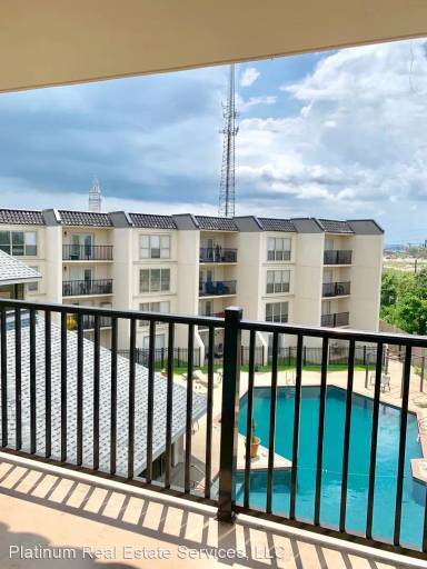 Main picture of Riverview Condominiums