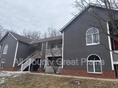 Main picture of 5206 Foster St