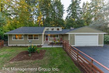 Main picture of 10517 NE 156th St