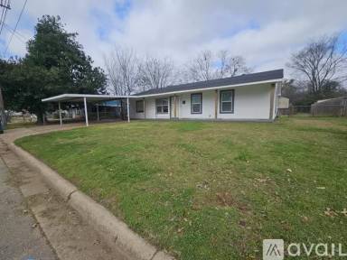 Main picture of 206 Alexander St