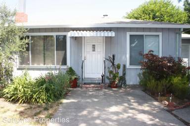Main picture of 575 Boyes Blvd
