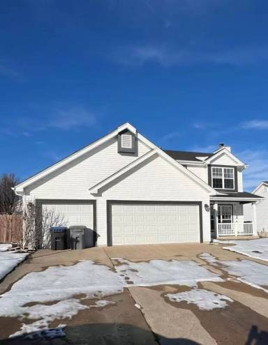 Main picture of 129 Royallbrook Ln