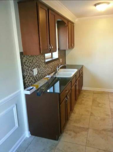 Main picture of 166 Spruce St
