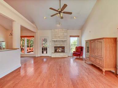 Main picture of 3 Springwood Cir