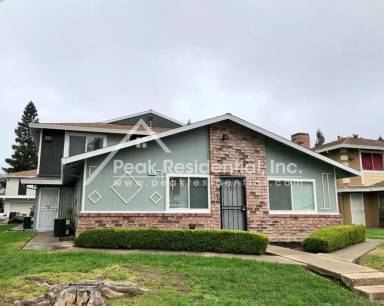 Main picture of 73 La Fresa Ct