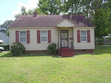 Main picture of 1139 Goodman St