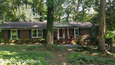 Main picture of 778 Edgemoor Dr