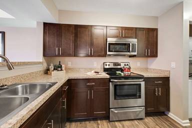 Main picture of Timberlawn Crescent