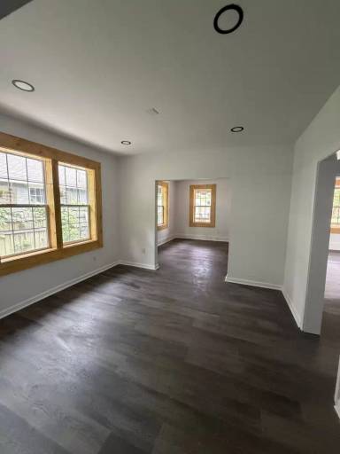 Main picture of 2577 Selman Ave