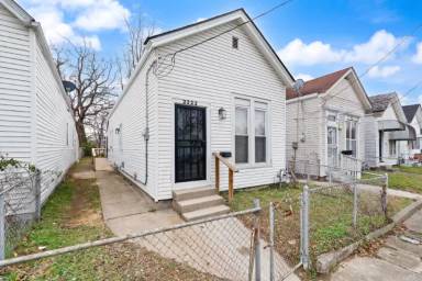 Main picture of 2222 Duncan St