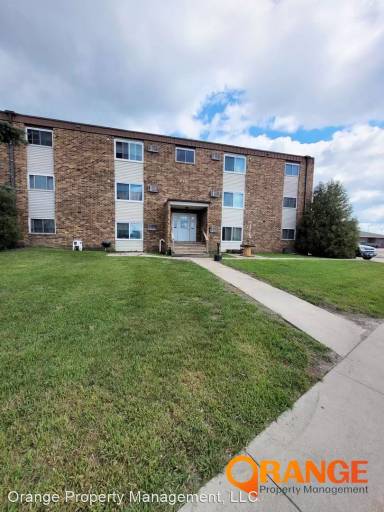Main picture of 210 Gateway Dr NW