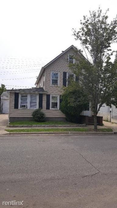 Main picture of 235 Rockaway Ave