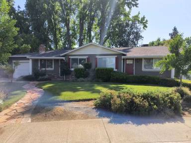 Main picture of 3811 Erlewine Cir