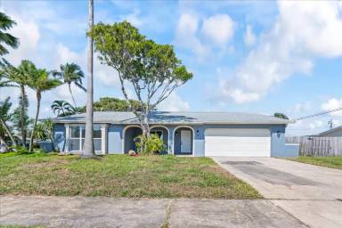 Main picture of 484 Greenway Ave