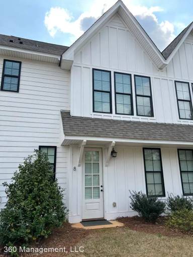 Main picture of 868 Twin Forks Ave